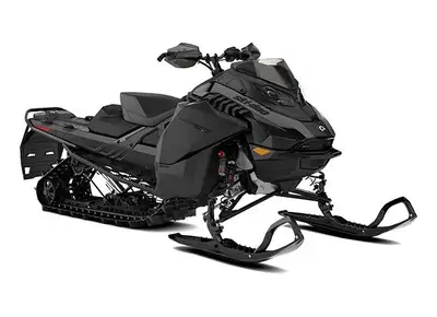 FAITES-VITE ! Modèle exclusif à la vente exclusive du printemps SKIDOO. La première expérience de mo...