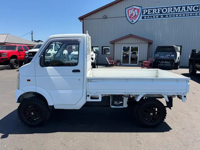 2004 Suzuki Carry in Cars & Trucks in Belleville - Image 5