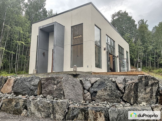 $1,450,000 - 2 Storey for sale in Mont-Tremblant (St-Jovite) — photo 1
