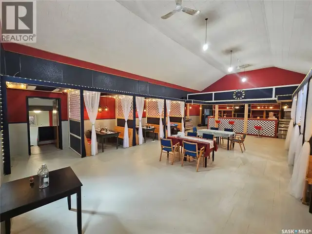 19 Broadway STREET Redvers, Saskatchewan in Commercial & Office Space for Sale in Regina - Image 14