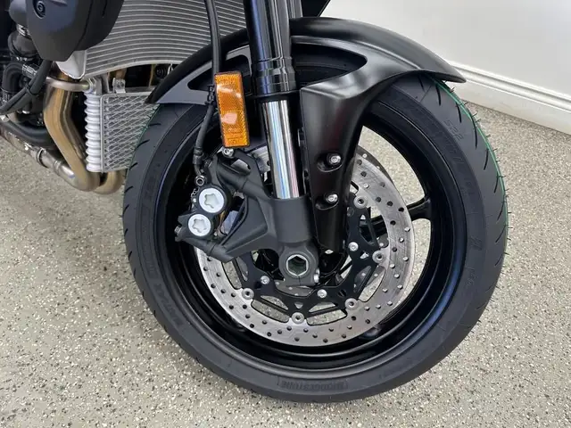 2025 Yamaha MT10ASB Hyper Naked - V6594 - -No Payments for 1 Yea in Sport Bikes in Markham / York Region - Image 13