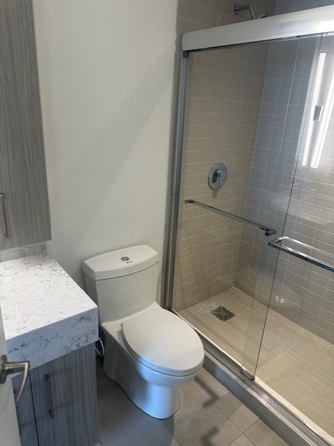 Spacious 1 Plus Den - First Month's Rent Free! 4