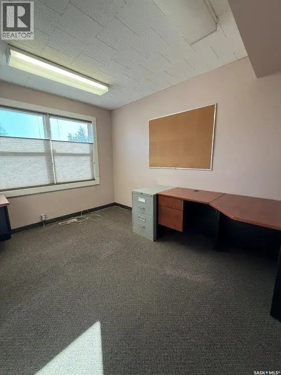 300/302 8th AVENUE W Kindersley, Saskatchewan in Commercial & Office Space for Sale in Saskatoon - Image 13