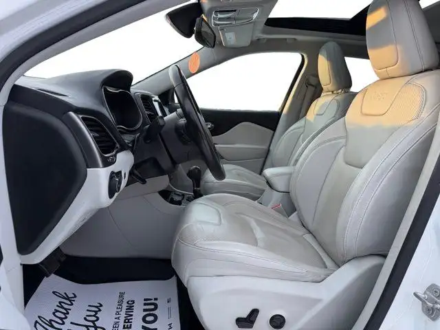 2019 Jeep Cherokee Limited in Cars & Trucks in Calgary - Image 12