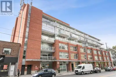 North Beach Condo. Upscale one-bedroom end-unit plus a den. Includes one underground parking spot, a...