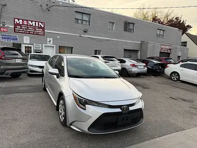 LE Automatic Sedan, Bluetooth, Power Locks, Power Windows, Power Steering, Power Mirrors, Power Trun...