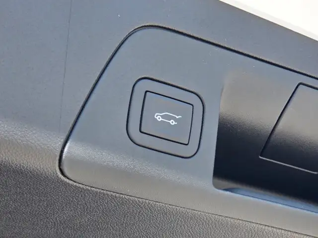 2026 Buick Envision Avenir- Bose Sound - Panoroof - Demo/Used in Cars & Trucks in Barrie - Image 13