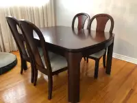 Wooden Dining Table Set with 6 Chairs (extendable)