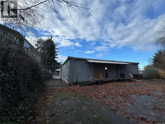 451 Albert St Nanaimo, British Columbia in Commercial & Office Space for Rent in Nanaimo - Image 11