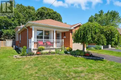 Stunning 3+1 bedroom, 3 bathroom, 4-level back-split on quiet cul-de-sac in Cobourg's desirable west...