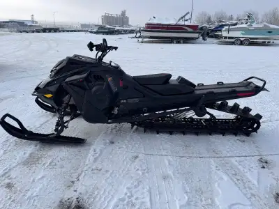 2023 Ski-Doo Summit® Expert 850 Turbo 165 3" - Shot CONQUER WHAT OTHERS CAN'T Ultimate Capability Ef...