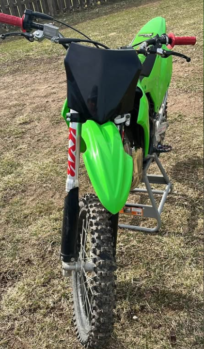2018 KAWASAKI KX100-GREEN! in Dirt Bikes & Motocross in Edmonton - Image 5