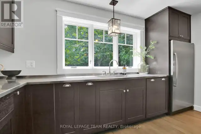 1724 CENTURY ROAD E Ottawa, Ontario in Houses for Sale in Ottawa - Image 19