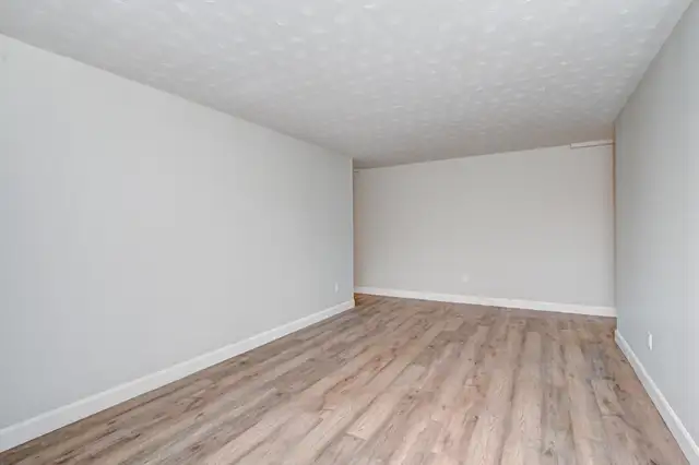 Fergus 1 Bedroom Apartment for Rent: in Long Term Rentals in Guelph - Image 10