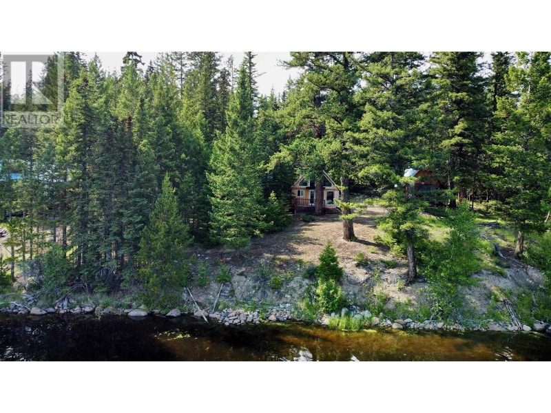 5264 N MACHETE LAKE ROAD Bridge Lake, British Columbia Houses for