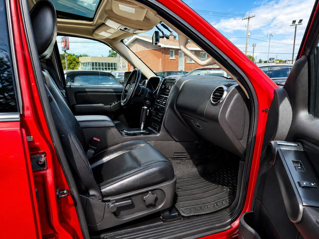 2010 Ford Explorer Sport Trac Adrenalin in Cars & Trucks in Longueuil / South Shore - Image 25