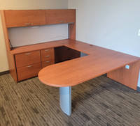 Teknion U shape Desk with Hutch/Matching Round Table!