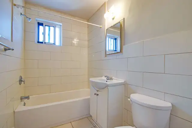 Charming 2 Bedroom Apartment for Rent in Whitby in Long Term Rentals in Oshawa / Durham Region - Image 14