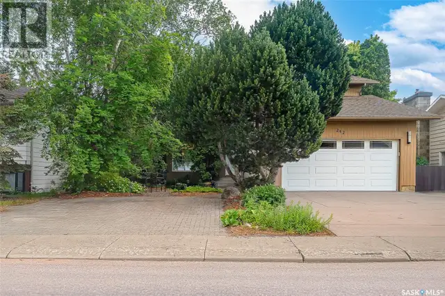 242 Dore CRESCENT Saskatoon, Saskatchewan62864758090882121