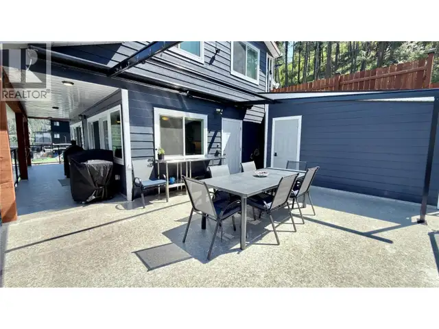 3109 East Lake Drive Christina Lake, British Columbia in Houses for Sale in Penticton - Image 14