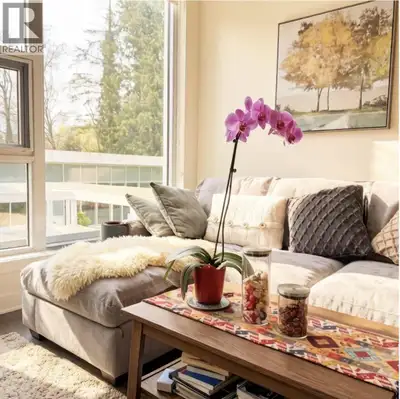 Located at West Coquitlam, nestled between Brookmere park and Vancouver Golf club,minutes walking fr...