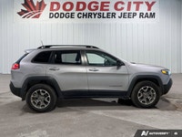 This Jeep Cherokee boasts a Regular Unleaded V-6 3.2 L/198 engine powering this Automatic transmissi... (image 6)