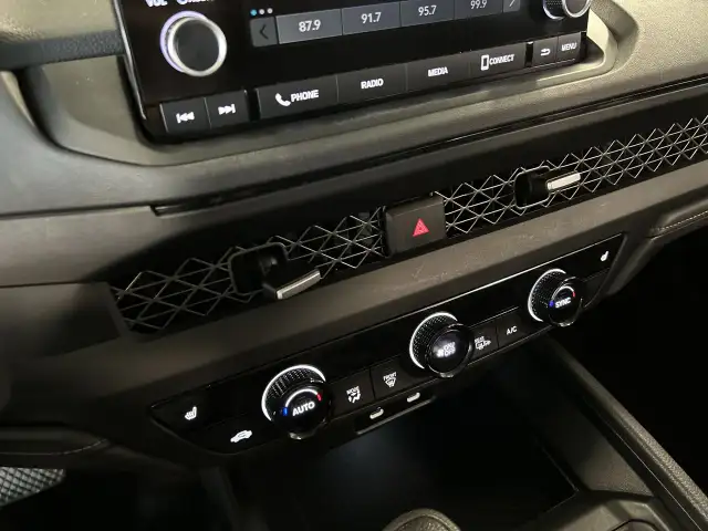2023 Honda Accord Sedan EX, Carplay, Bluetooth, Caméra, Phares à in Cars & Trucks in City of Montréal - Image 30