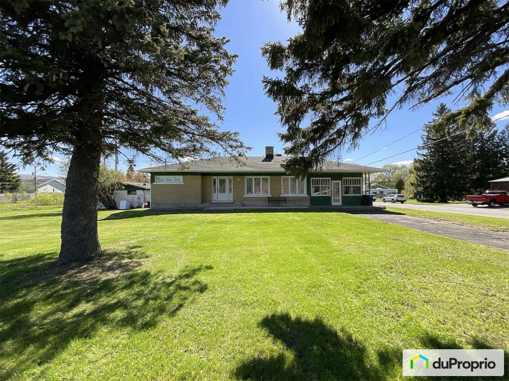 $415,000 - Bungalow for sale in Charny — photo 1
