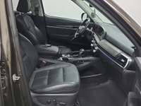 Accident Free! | 8-Speed Automatic Transmission | Active On-Demand All-Wheel Drive (AWD) System | Dr... (image 4)