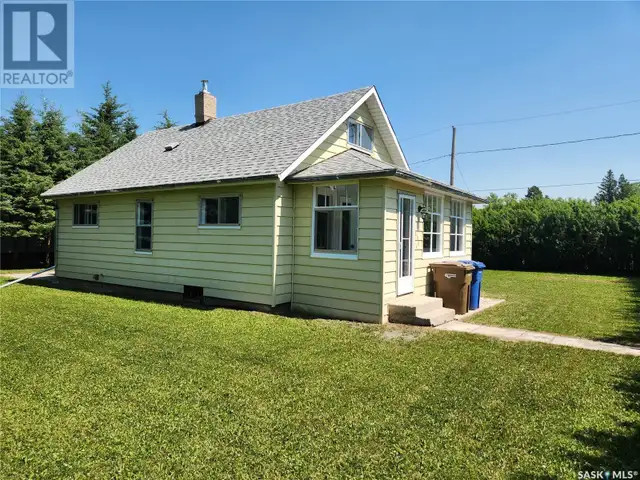 600 2nd AVENUE Star City, Saskatchewan630056709989131215