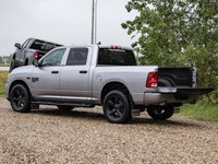 This RAM is a dependable full-size truck that delivers strong performance, bold styling, and everyda... (image 5)