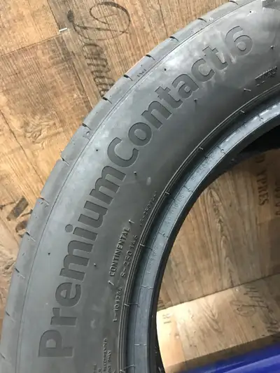 IF U SEE THE AD, TIRESS TILL FOR SALE 4 staggered 315/30/22 275/35/22 CONTINENTAL premiumcontact tir...