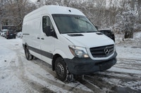 Clean Carfax, Full service record, Low mileage, 144 Wheelbase, Diesel, Bluetooth, Backup camera, Pow... (image 6)