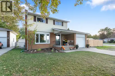 Central Essex Family Home - everyday convenience, backyard oasis and room to grow! This updated 3-be...