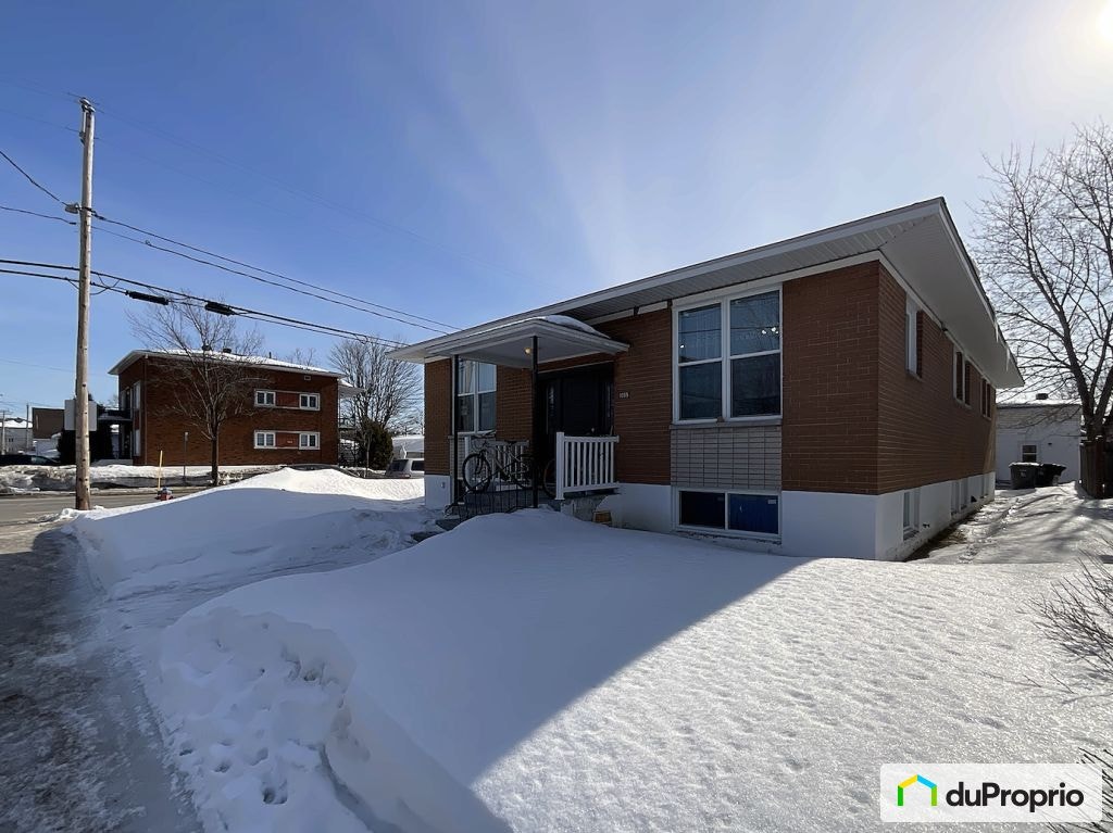 $585,000 - 6 units or more in Trois-Rivières (Trois-Rivières) — photo 1