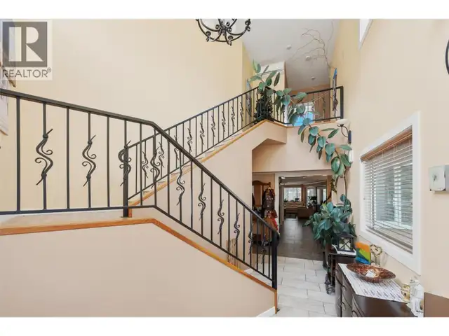 3935 Lakeside Road Penticton, British Columbia in Houses for Sale in Penticton - Image 21