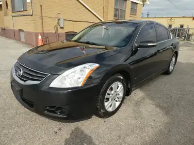 NEW ARRIVAL, ONE OWNER, ACCIDENT FREE, ALL POWER OPTIONS, LEATHER SUNROOF, PW SEAT, HEATED SEAT, REA...