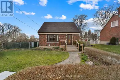 5428 INGLIS DRIVE Niagara Falls (Cherrywood), Ontario