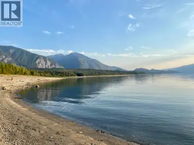 Discover the perfect opportunity to build your dream getaway at 424 Galena Shores. This .64-acre par...