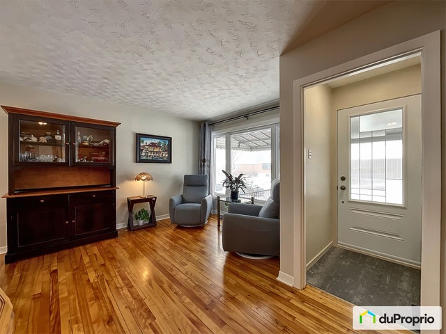 $649,000 - Bungalow in Mercier / Hochelaga / Maisonneuve — photo 2