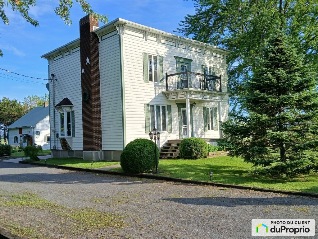 $525,000 - 2 Storey for sale in St-Zephirin-De-Courval — photo 2