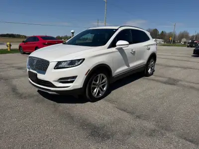 For Sale is a 2019 Lincoln MKC Reserve TOP OF THE LINE!! LOADED ALL OPTIONS This MKC is a ALL wheel...