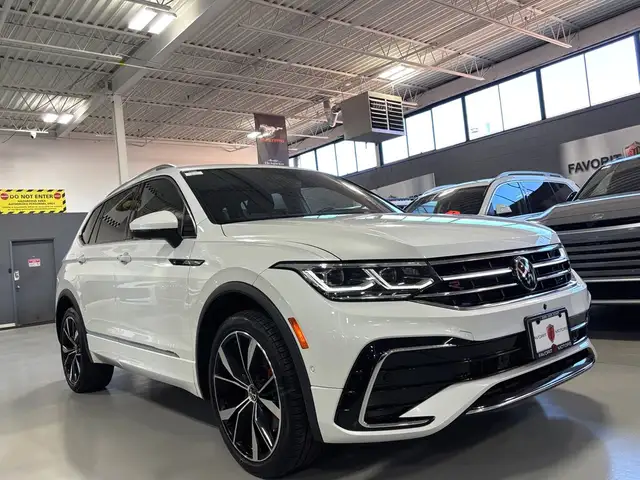 2023 Volkswagen Tiguan R-Line|4MOTION|NAV|FENDERAUDIO|7PASS|BROW in Cars & Trucks in City of Toronto - Image 3