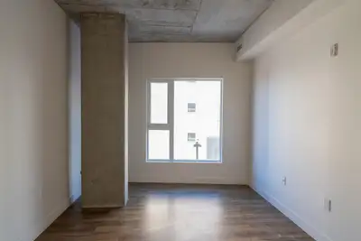 STUDIO À LOUER 573 PI APPARTEMENT 205 2 540, PLACE PIERRE-F... Découvrez ce studio spacieux et fonct...