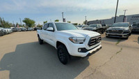 This Toyota Tacoma has a powerful Regular Unleaded V-6 3.5 L/211 engine powering this Automatic tran... (image 4)