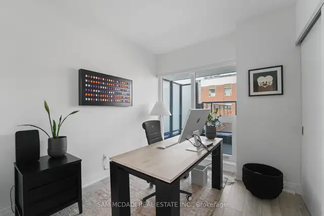 Stylish 2Br 2Bath Condo Corner Suite #815, Mississauga W1228820463235458746115123