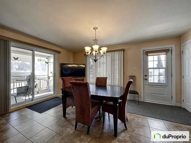 $825,000 - Duplex for sale in Neufchatel — photo 3