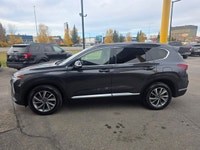 2020 HYUNDAI SANTA FE ALL WHEEL DRIVE NO ACCIDENTS, LOCAL TRADE Options Driver Air Bag Passenger Air... (image 5)