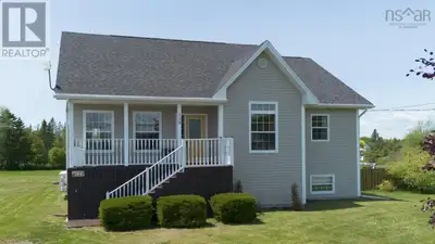 This well-kept 4-bedroom, 2-bath bungalow is located in Valley a family-friendly community just minu...
