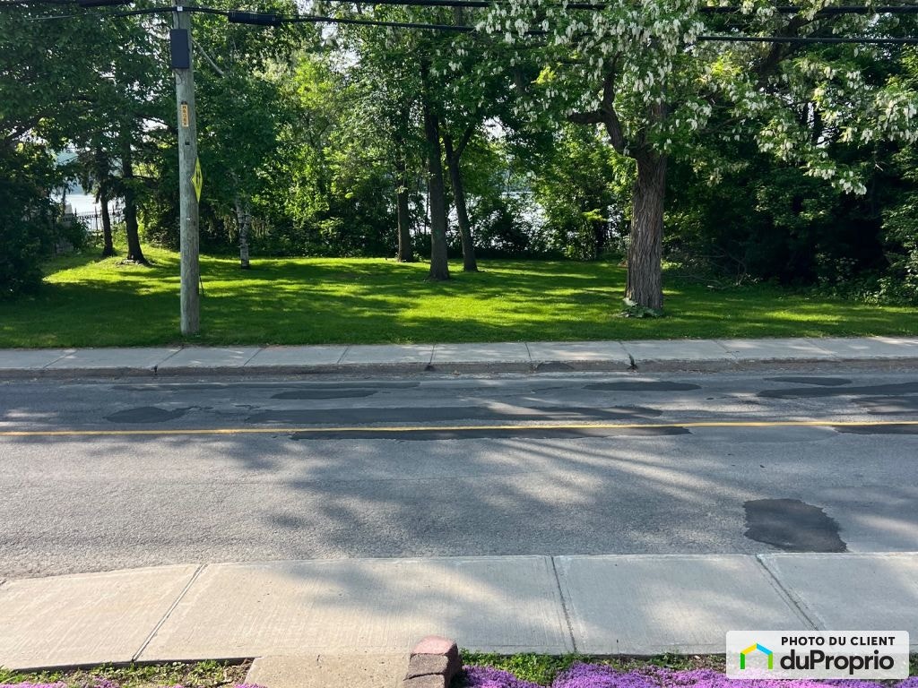 $800,000 - 2 Storey for sale in Laval-des-Rapides — photo 2